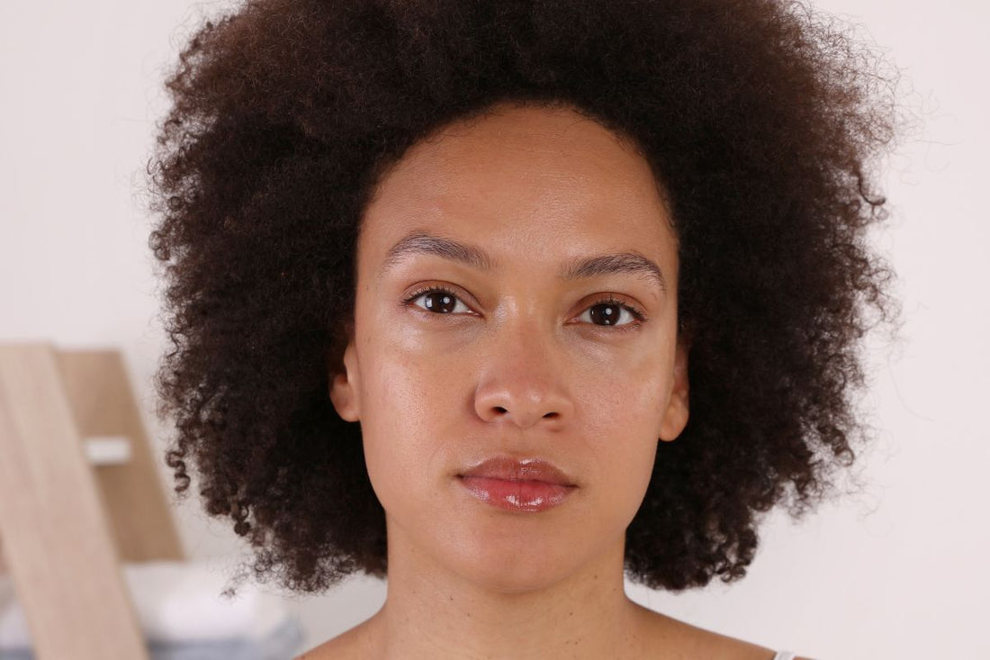 Under-eye circles and puffiness: LUCE Beauty Facial Roller