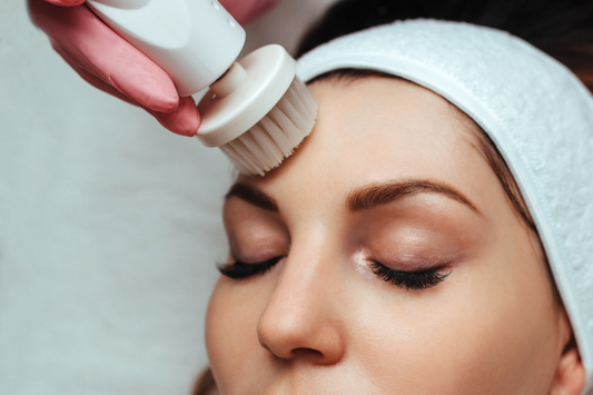 Which Electric Brush is Appropriate for my Skin Type-LUCEBEAUTY