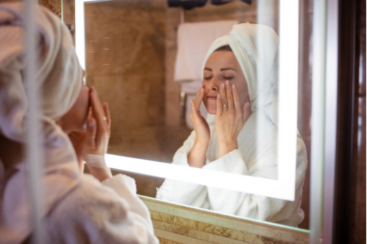 Experiencing Breakouts? Learn About Dehydrated Skin-LUCEBEAUTY