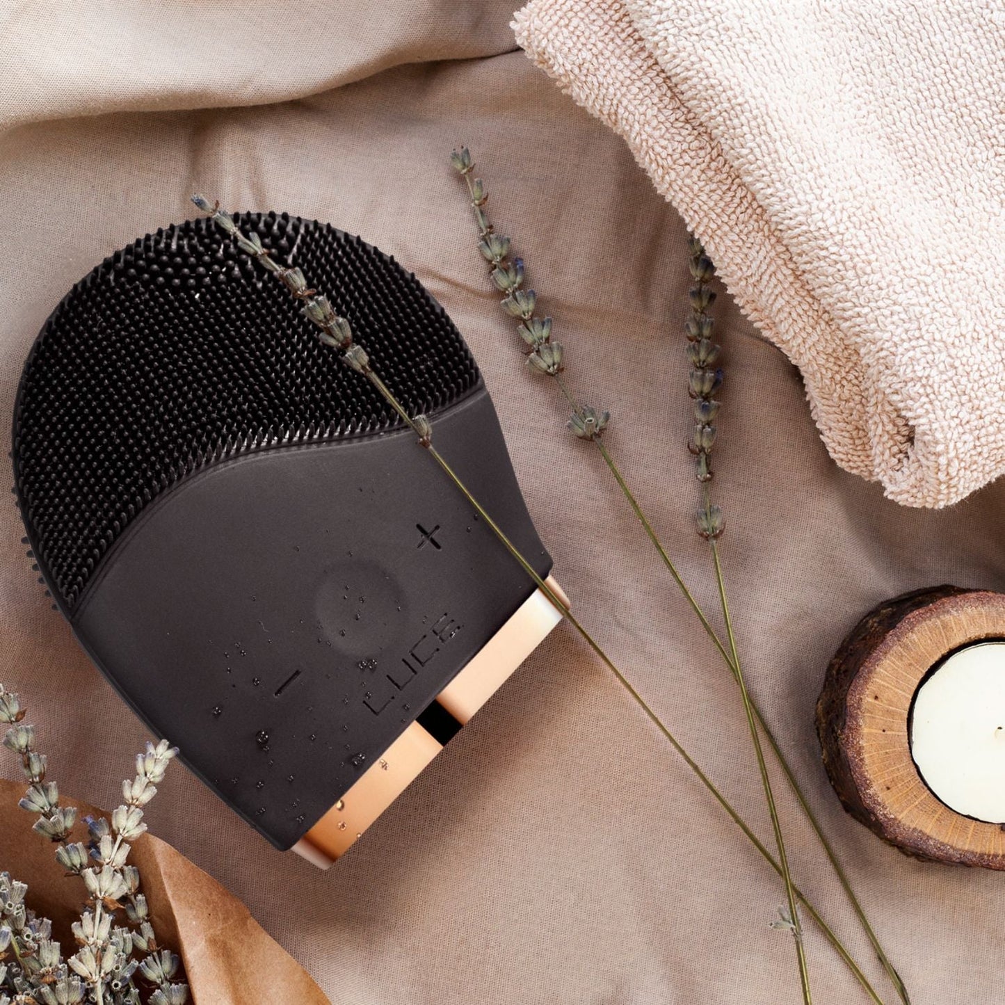 Facial Cleansing and Anti-Aging Device - LuceBeauty.com