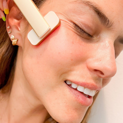 LUCE® Microcurrent Wand - 2nd Gen - LuceBeauty.com