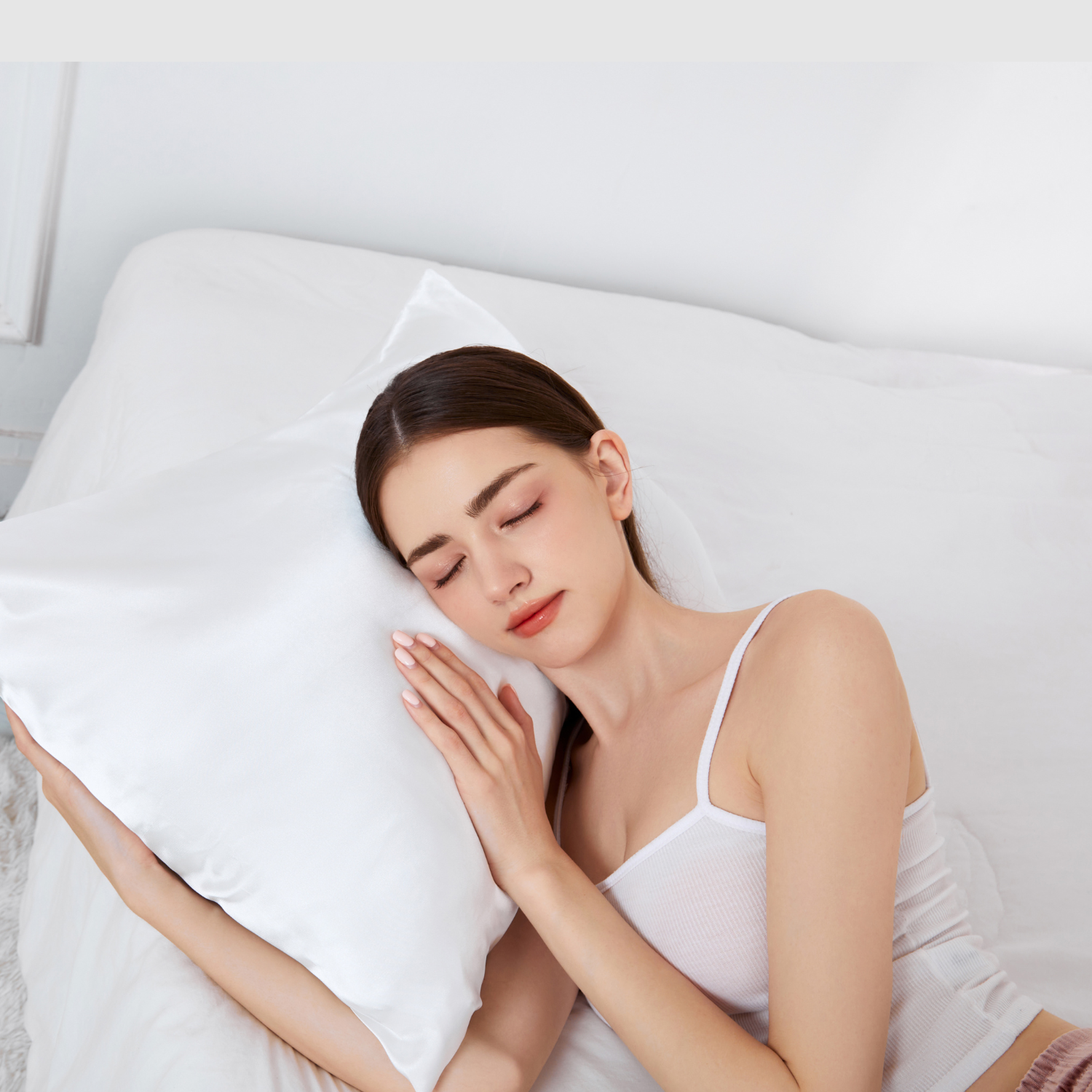 Premium Satin Pillowcase for Silky Smooth Hair & Skin - LuceBeauty.com